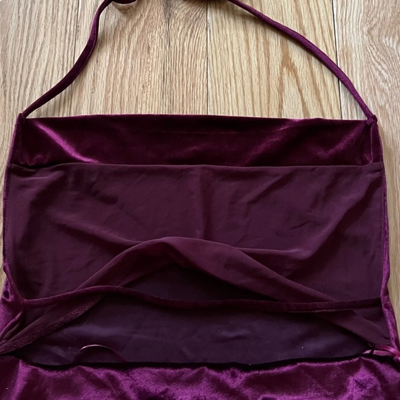 NWT re:named Velvet Halter Top Burgundy ~ small - Picture 6 of 12